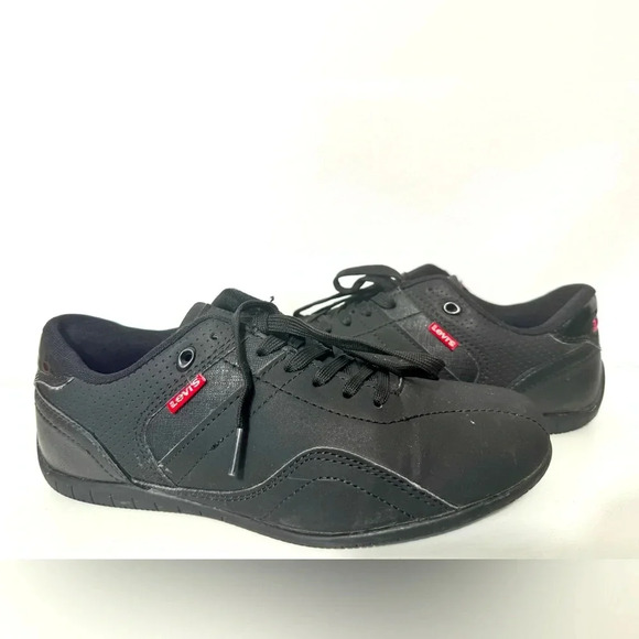 Levi Strauss & Co  Size 8.5 Black Lace Up Casual Athletic Shoes Levi’s - Picture 1 of 9